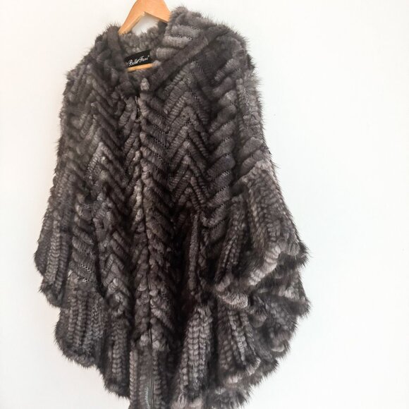 Belle Fare Denmark Woven Mink Fur Skin Grey Poncho L - Picture 3 of 12